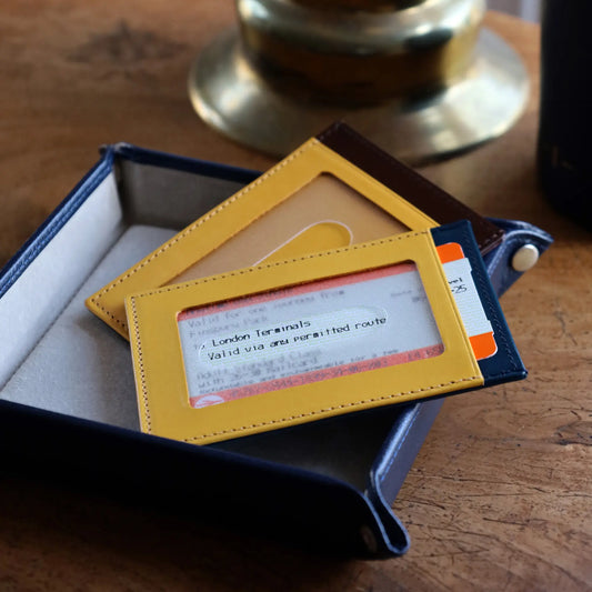 Heritage Bridle Hide Travel Pass Holder